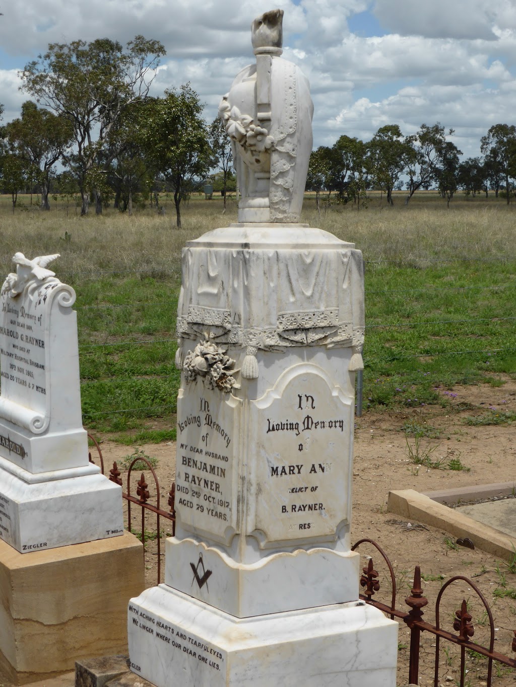 Hodgson Cemetery | cemetery | Hodgson QLD 4455, Australia