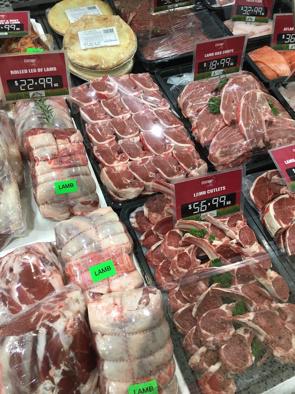 Werribee Station Street Meats Pty Ltd | food | 24 Station Pl, Werribee VIC 3030, Australia | 0397412735 OR +61 3 9741 2735