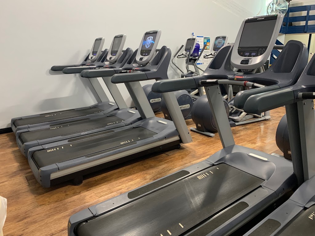 Healthglo Fitness & Leisure Centre | 8 Uplands Pl, Park Grove TAS 7320, Australia | Phone: (03) 6431 4708