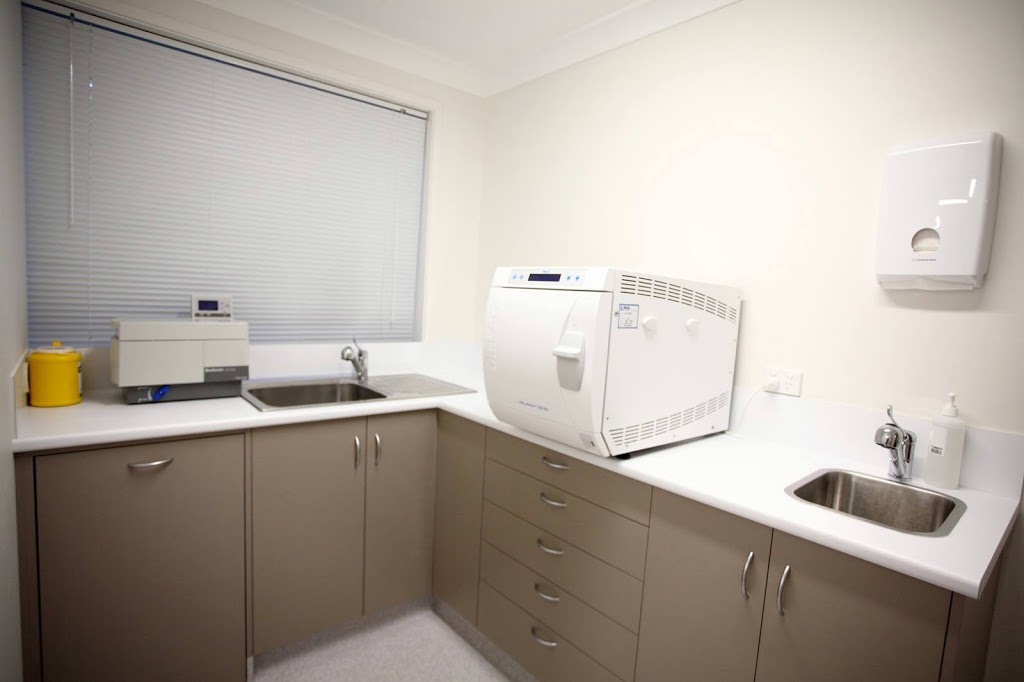 Beaumont Hills Dental Clinic | dentist | 102 Sanctuary Dr, Beaumont Hills NSW 2155, Australia | 0288470293 OR +61 2 8847 0293