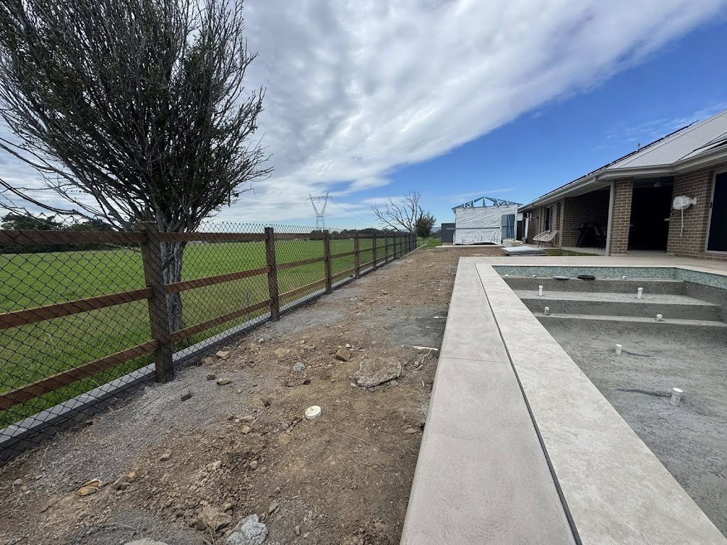 Iron Shield Fencing | 4 Bertha St, Hill Top NSW 2575, Australia | Phone: 0420 654 522