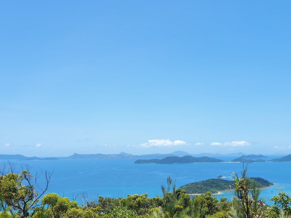 Mount Rooper Walking Track | school | Absolute Airlie Walking Trail, Mount Rooper QLD 4802, Australia | 0481820444 OR +61 481 820 444