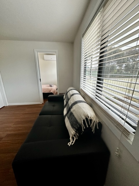 Woomelang Cabin Stay | 3 Myall St, Woomelang VIC 3485, Australia | Phone: 0419 977 858