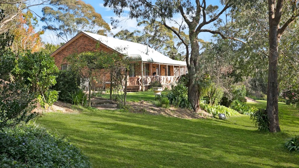 Bimbimbie - Holiday Rental Specialists | 10 Lynne Cl, Bundanoon NSW 2578, Australia | Phone: (02) 4862 5200