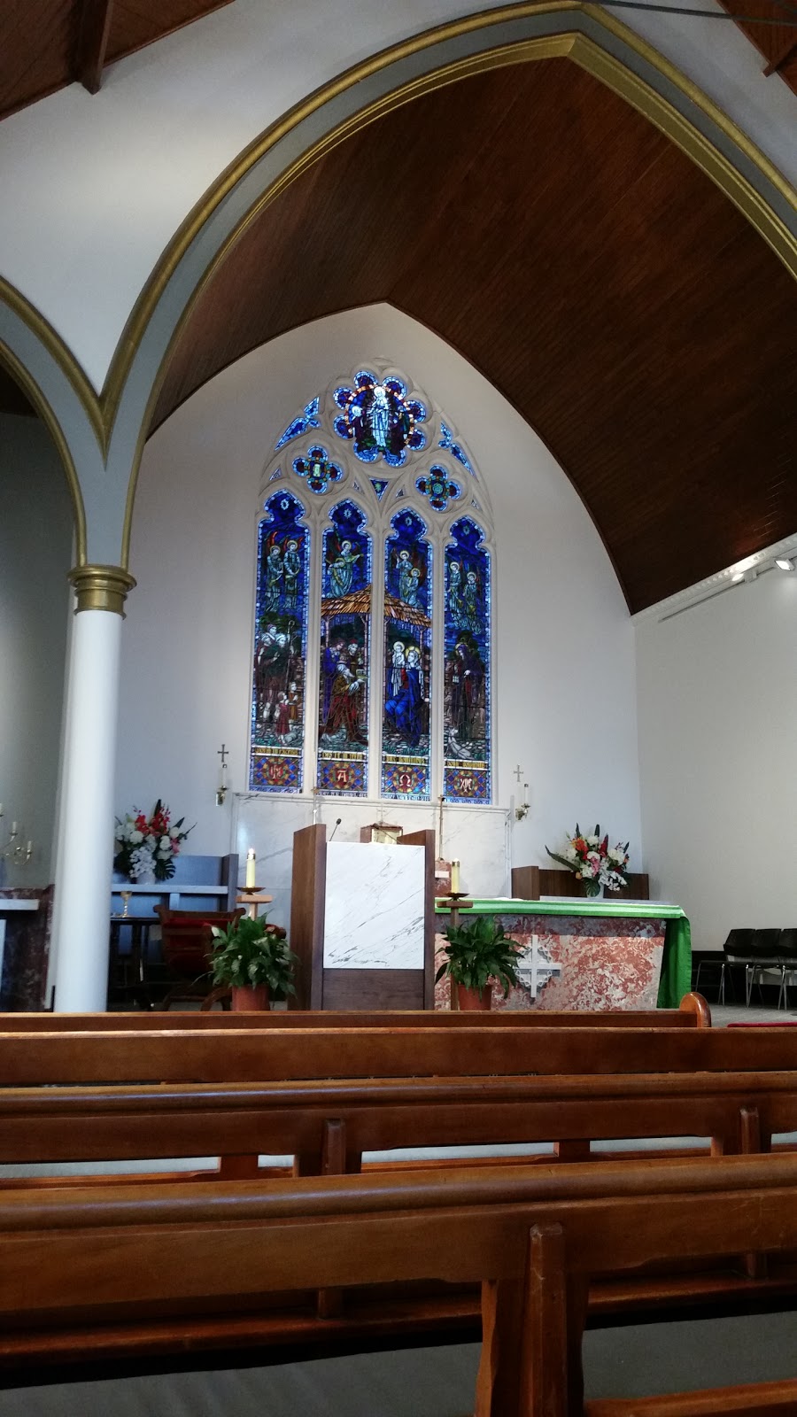 St. Marys Catholic Church Thornbury | church | 1 Rossmoyne St, Thornbury VIC 3071, Australia | 0394842907 OR +61 3 9484 2907