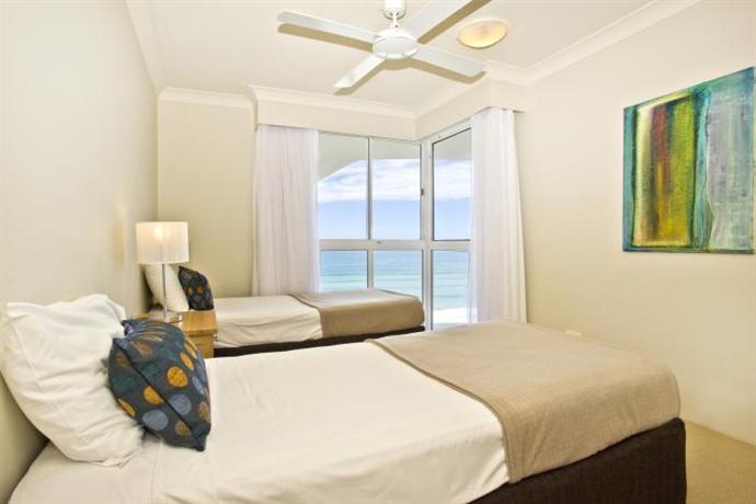 19th Avenue on the Beach | lodging | 2 Nineteenth Ave, Palm Beach QLD 4221, Australia | 0755763844 OR +61 7 5576 3844