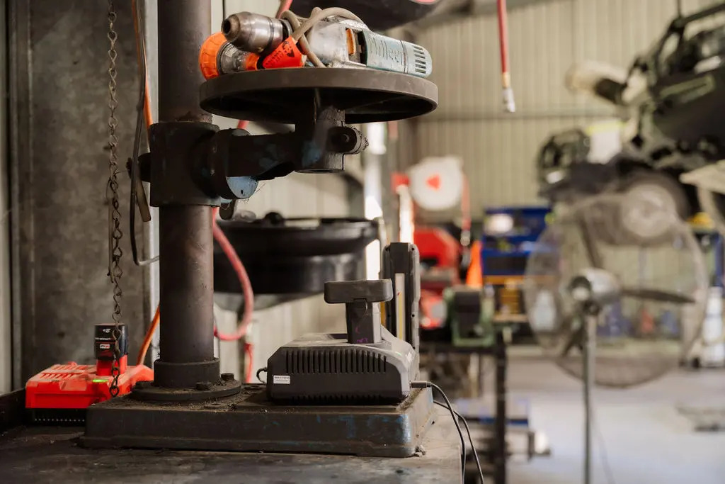 AutoWorks Mount Thorley | 24 Woodland Rd, Mount Thorley NSW 2330, Australia | Phone: (02) 6574 6185