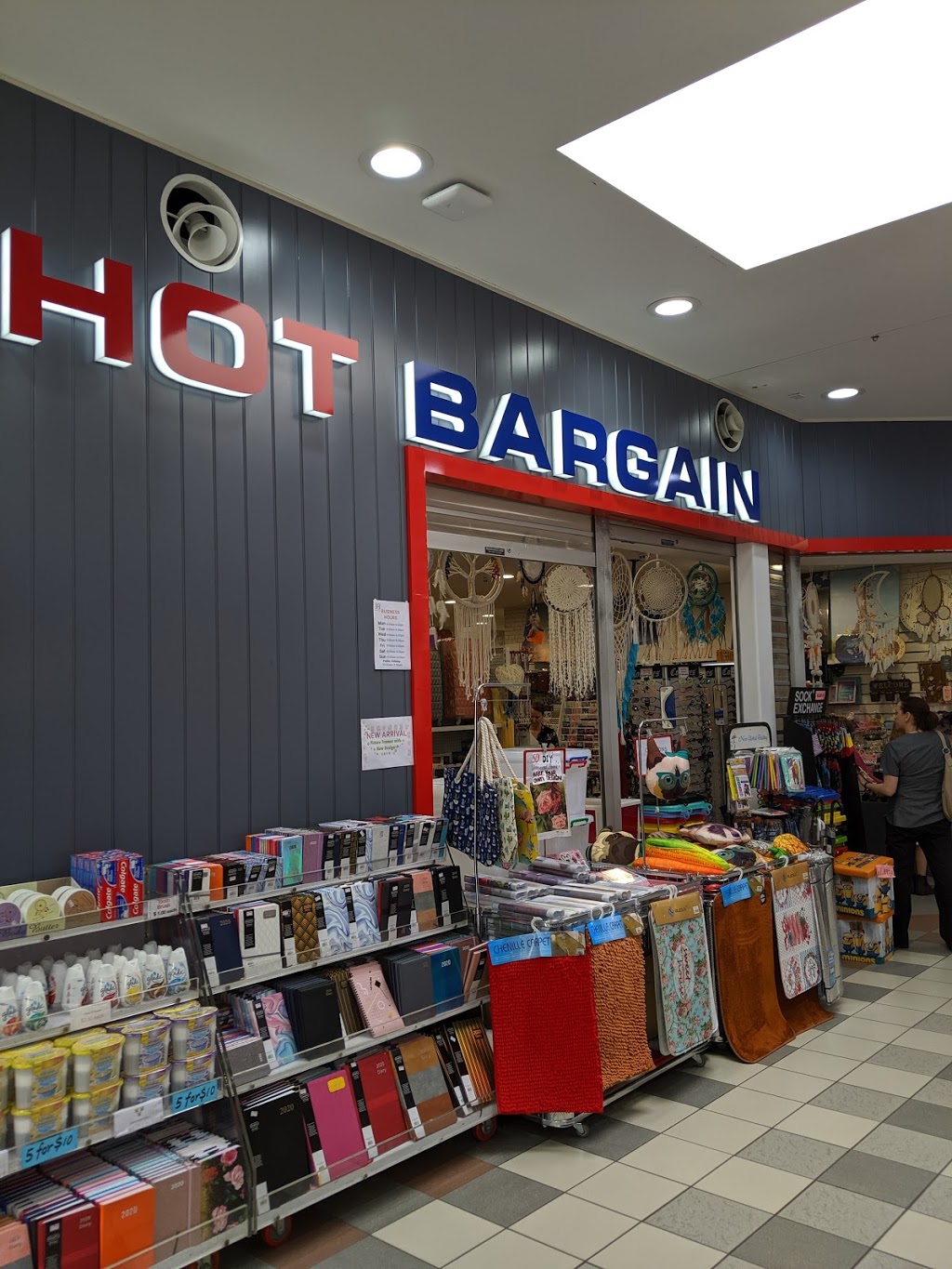 Hot Bargain | store | Shop 17, Warners Bay Village, Warners Bay NSW 2282, Australia