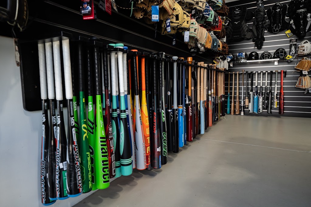 Base 2 Base Sports | unit 6/8 Pinter Dr, Southport QLD 4215, Australia | Phone: 0421 351 325