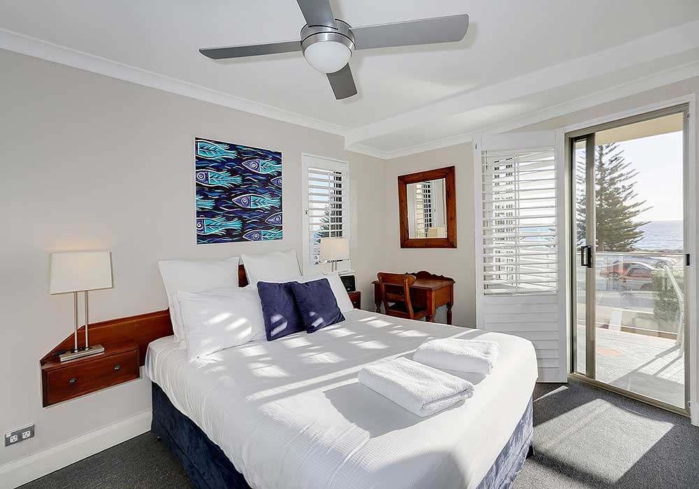 Salty Kiss Apartment | Apartment 108/178 The Esplanade, Scarborough WA 6019, Australia | Phone: 0407 380 065