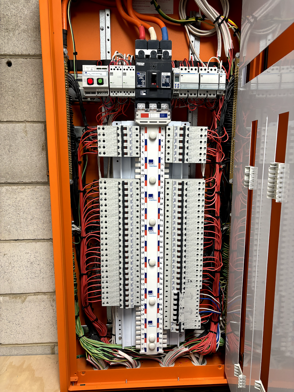 S.O.S Electrical Services | 156 Taylors Rd, Silverdale NSW 2752, Australia | Phone: 0483 940 689