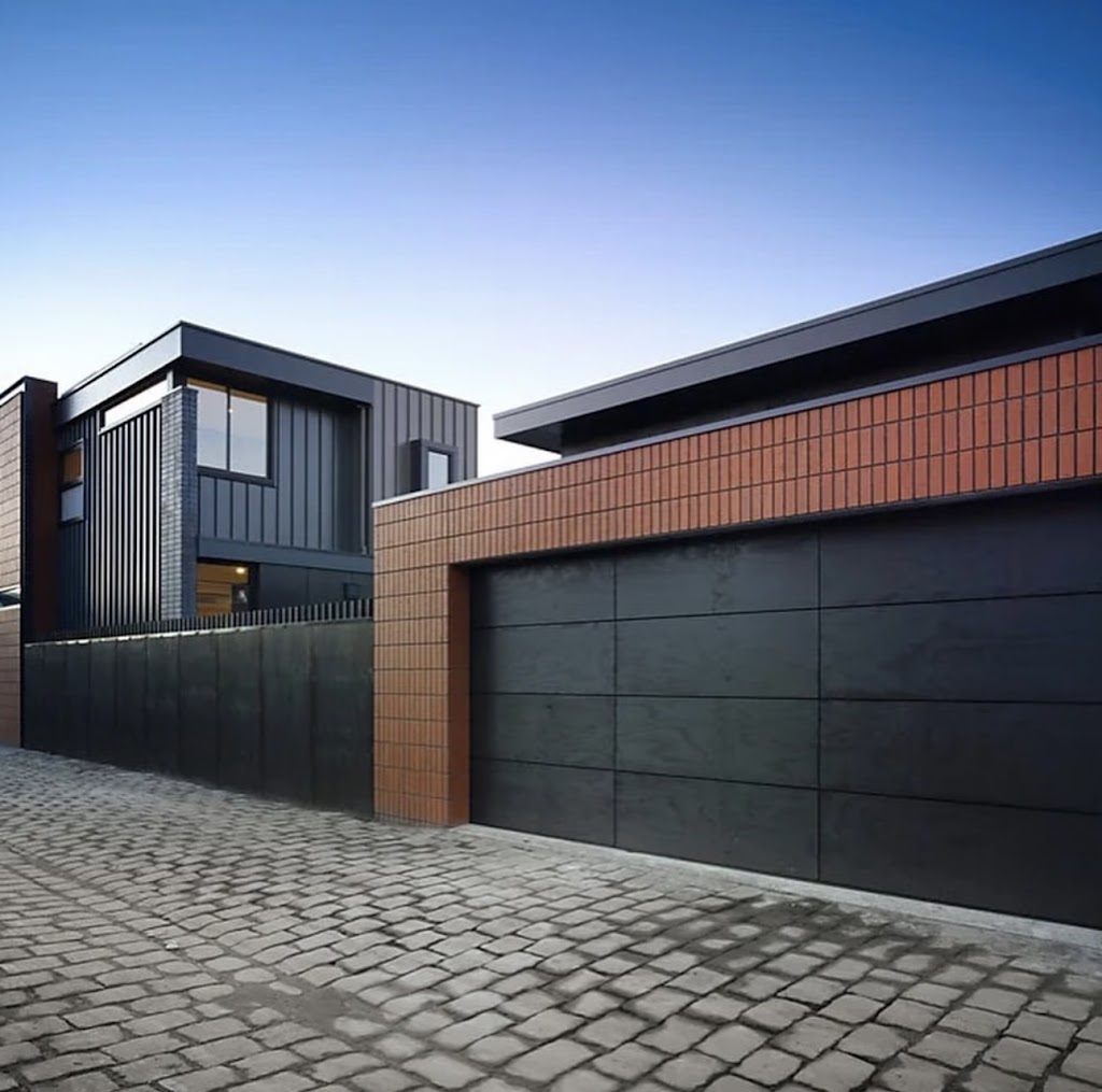 Paint It Black | 25/3 Dyson Ct, Breakwater VIC 3219, Australia | Phone: 0480 486 739