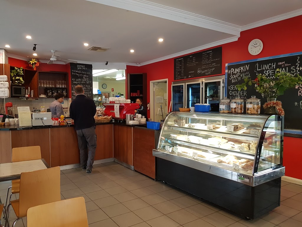 Coogee Beach Cafe | cafe | 4 Powell Rd, Coogee WA 6166, Australia | 0894349466 OR +61 8 9434 9466