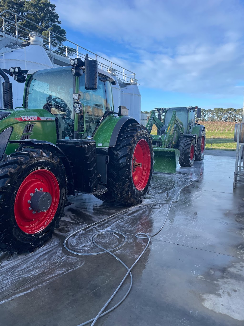 Premium Pressure Clean | 4 Eaglehawk Ave, Armstrong Creek VIC 3217, Australia | Phone: 0400 550 432