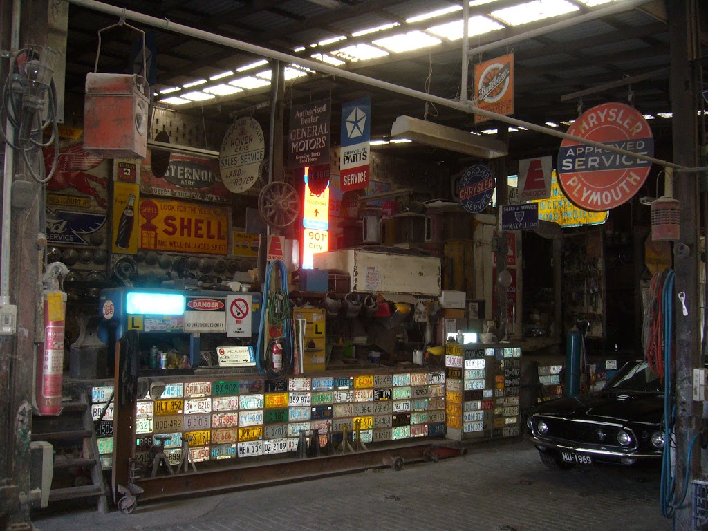 RJ McWhinney Smash Repairs Pty Ltd | car repair | 604 Forest Rd, Bexley NSW 2207, Australia | 0295876096 OR +61 2 9587 6096