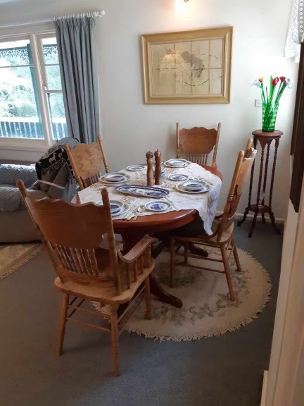 Lee Manor | 2 Right Hand Branch Rd, Walhalla VIC 3825, Australia | Phone: 0484 742 646