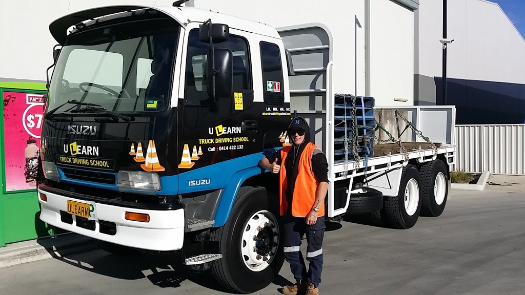 U Learn Truck Driving School -LR MR HR HC Truck Licence- | 23 Anzac Ave, Smeaton Grange NSW 2567, Australia | Phone: 0414 422 132