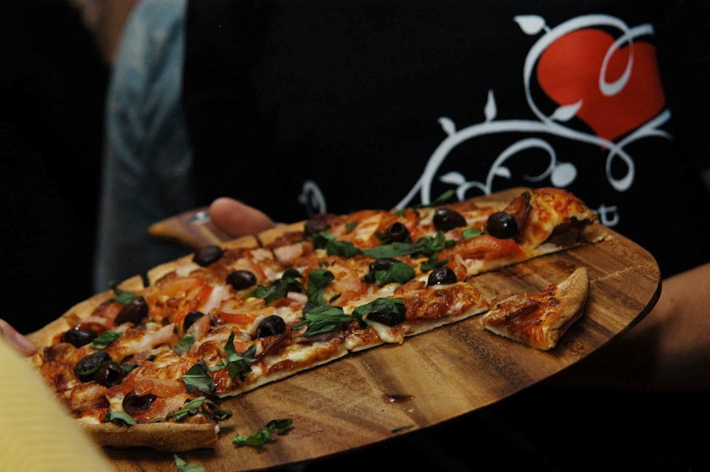 Crust Pizza | meal delivery | 9/120 Military Rd, Neutral Bay NSW 2089, Australia | 0299083344 OR +61 2 9908 3344