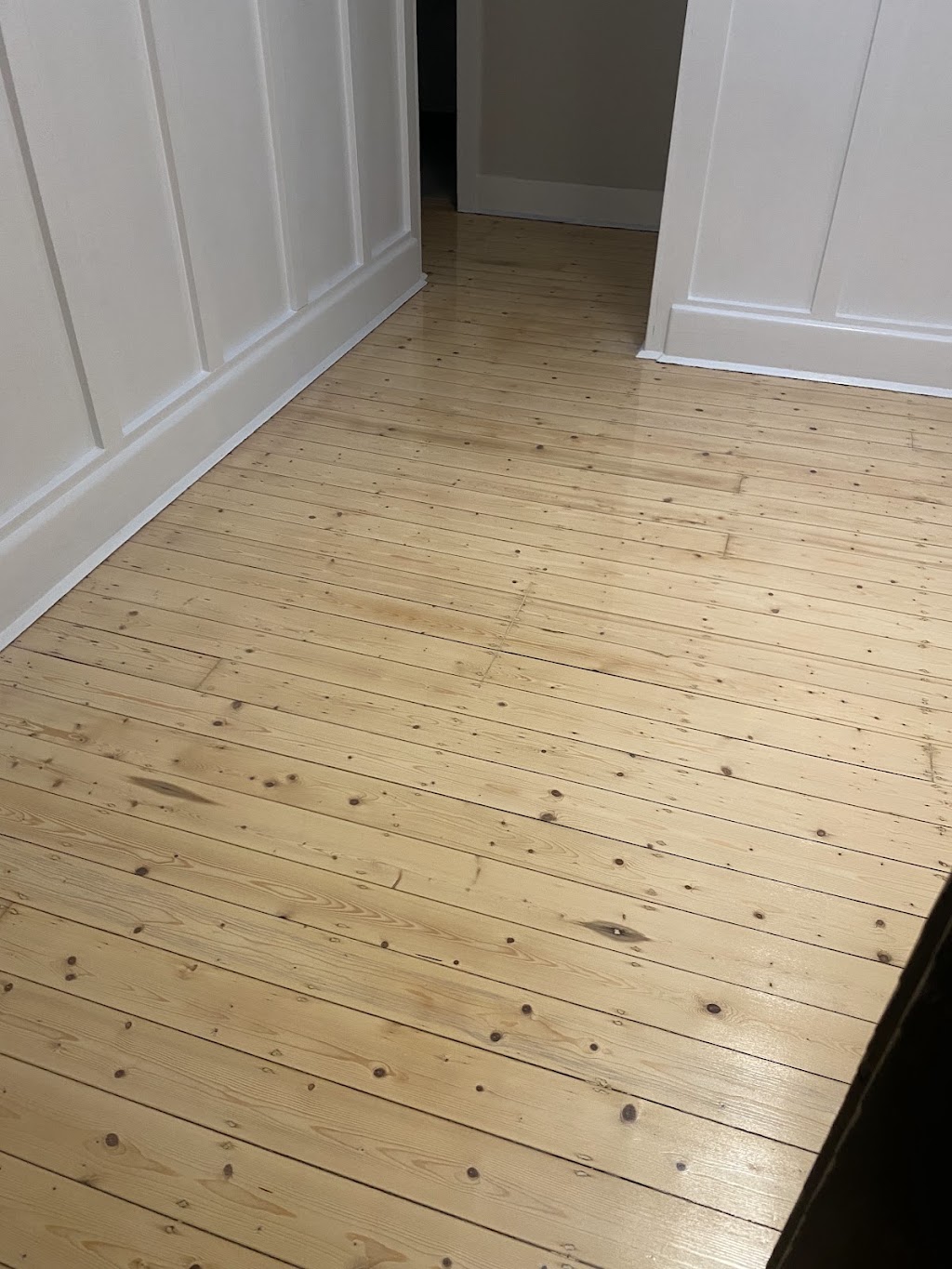 Vicman Timber Floor Sanding & Polishing | 2 Chester Pl, Bundoora VIC 3083, Australia | Phone: 0416 166 600