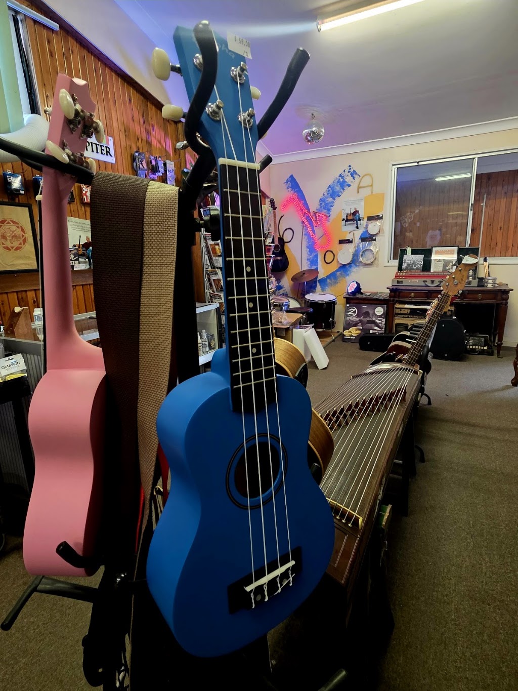 OSheas Music Centre, Dalby | 25 Hospital Rd, Dalby QLD 4405, Australia | Phone: 0411 735 781