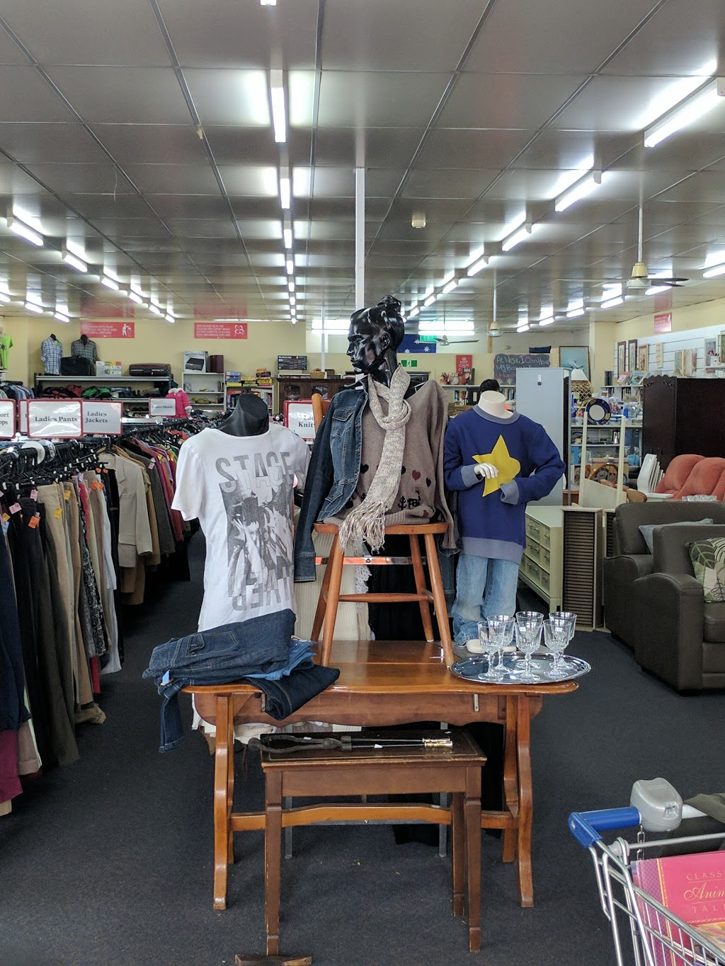 Salvos Stores Hastings | store | 21 High St, Hastings VIC 3915, Australia | 0359794186 OR +61 3 5979 4186