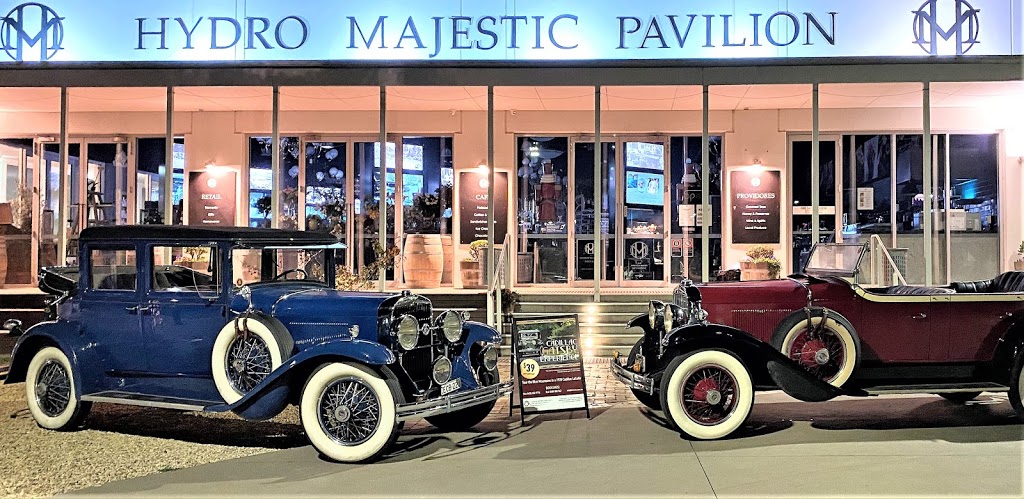 Blue Mountains Limousines & Vintage Cadillacs | tourist attraction | 128-130 Stuarts Rd, Katoomba NSW 2780, Australia | 0400500542 OR +61 400 500 542