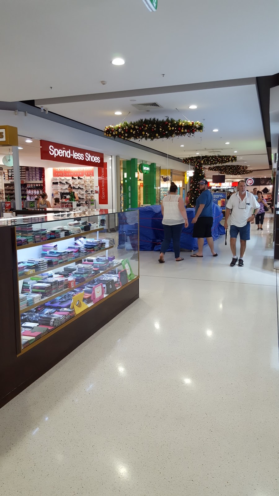 St Marys Village Shopping Centre | shopping mall | Charles Hackett Dr, St Marys NSW 2760, Australia | 0296237700 OR +61 2 9623 7700