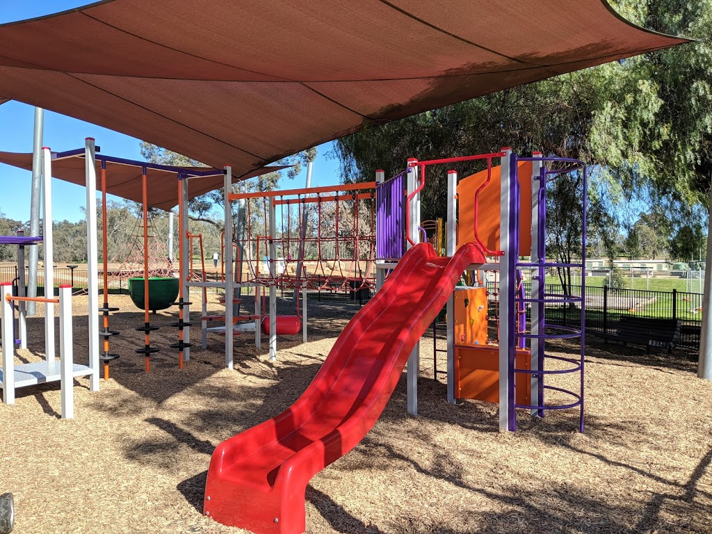 Rutherglen Apex Playground and Skate Park |  | 137 Murray St, Rutherglen VIC 3685, Australia | 1800622871 OR +61 1800 622 871