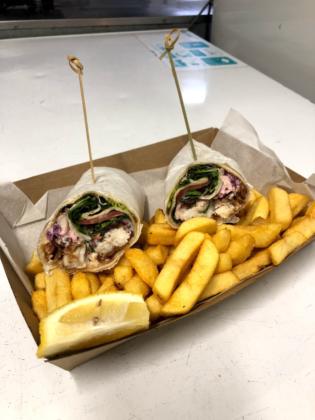 Pigface Seafood | meal takeaway | 4/4 Rickman Parade, Woorim QLD 4507, Australia | 0734084282 OR +61 7 3408 4282