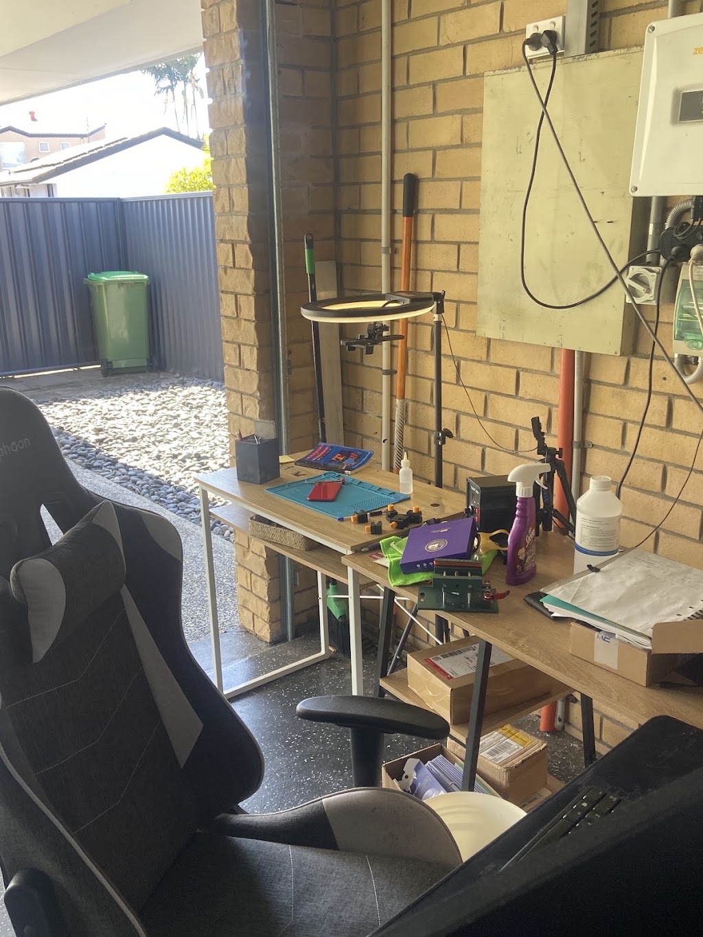 PJS Phone Repair | 4 Kentia Ct, Elanora QLD 4221, Australia | Phone: 0489 218 955