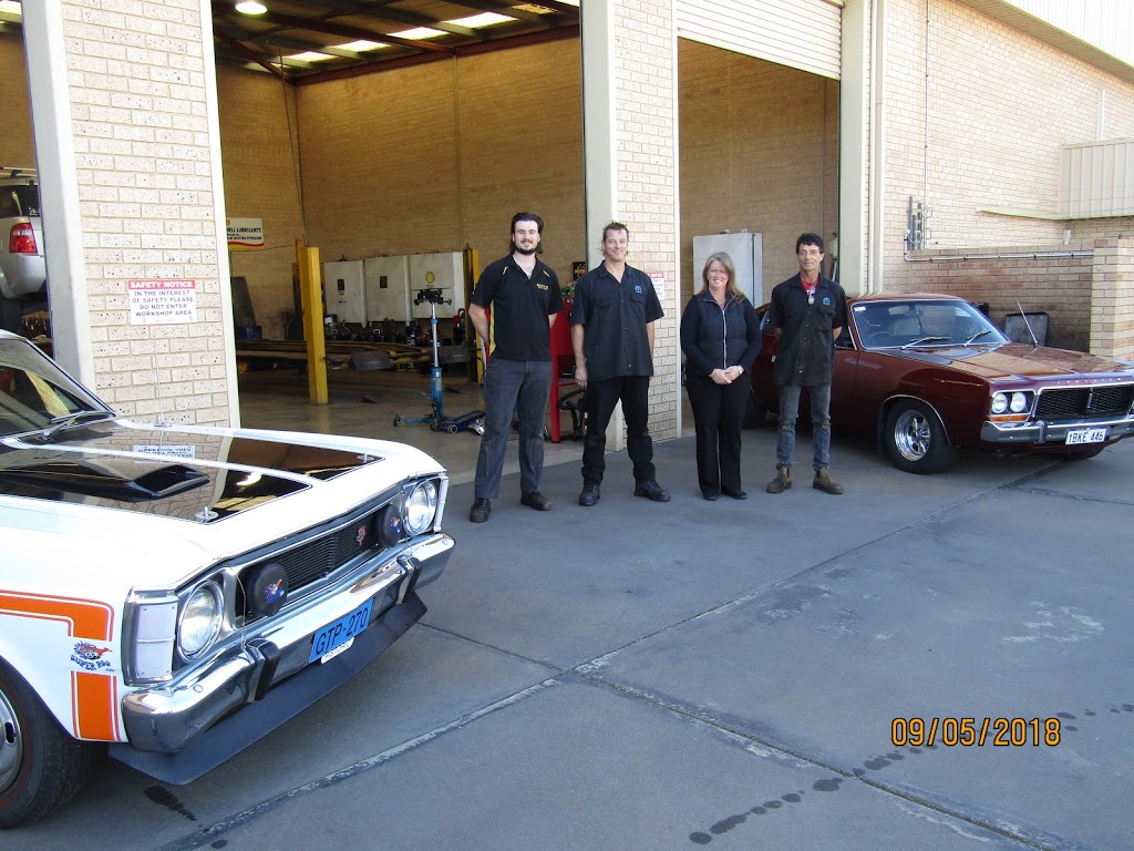 Leons Service Centre | car repair | 20 Eva St, Maddington WA 6109, Australia | 0894933443 OR +61 8 9493 3443