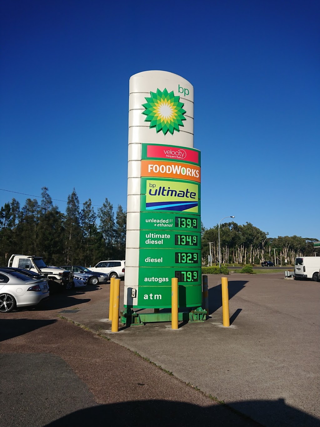 BP | gas station | Richardson Rd &, Nelson Bay Rd, Salt Ash NSW 2318, Australia | 0249826644 OR +61 2 4982 6644