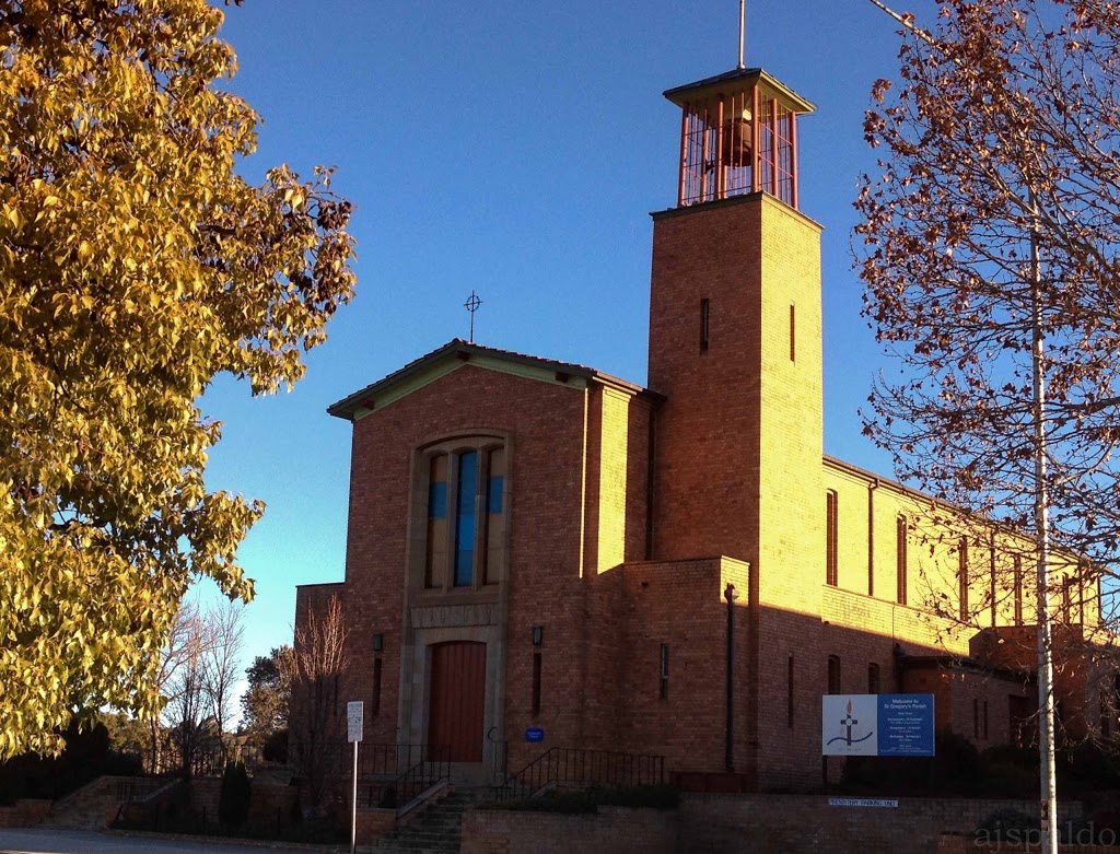 Saint Raphaels Catholic Church | church | 47 Lowe St, Queanbeyan NSW 2620, Australia | 0262994611 OR +61 2 6299 4611