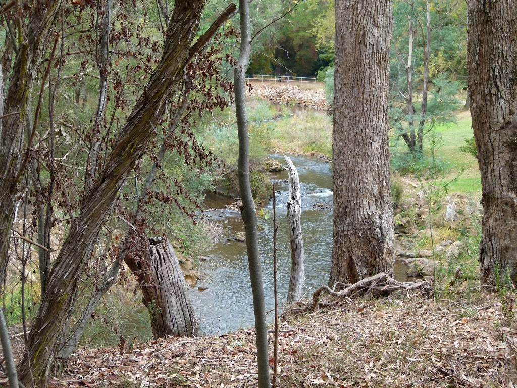 On The Banks of the Ovens | lodging | 28 Showers Ave, Bright VIC 3741, Australia | 0357501296 OR +61 3 5750 1296