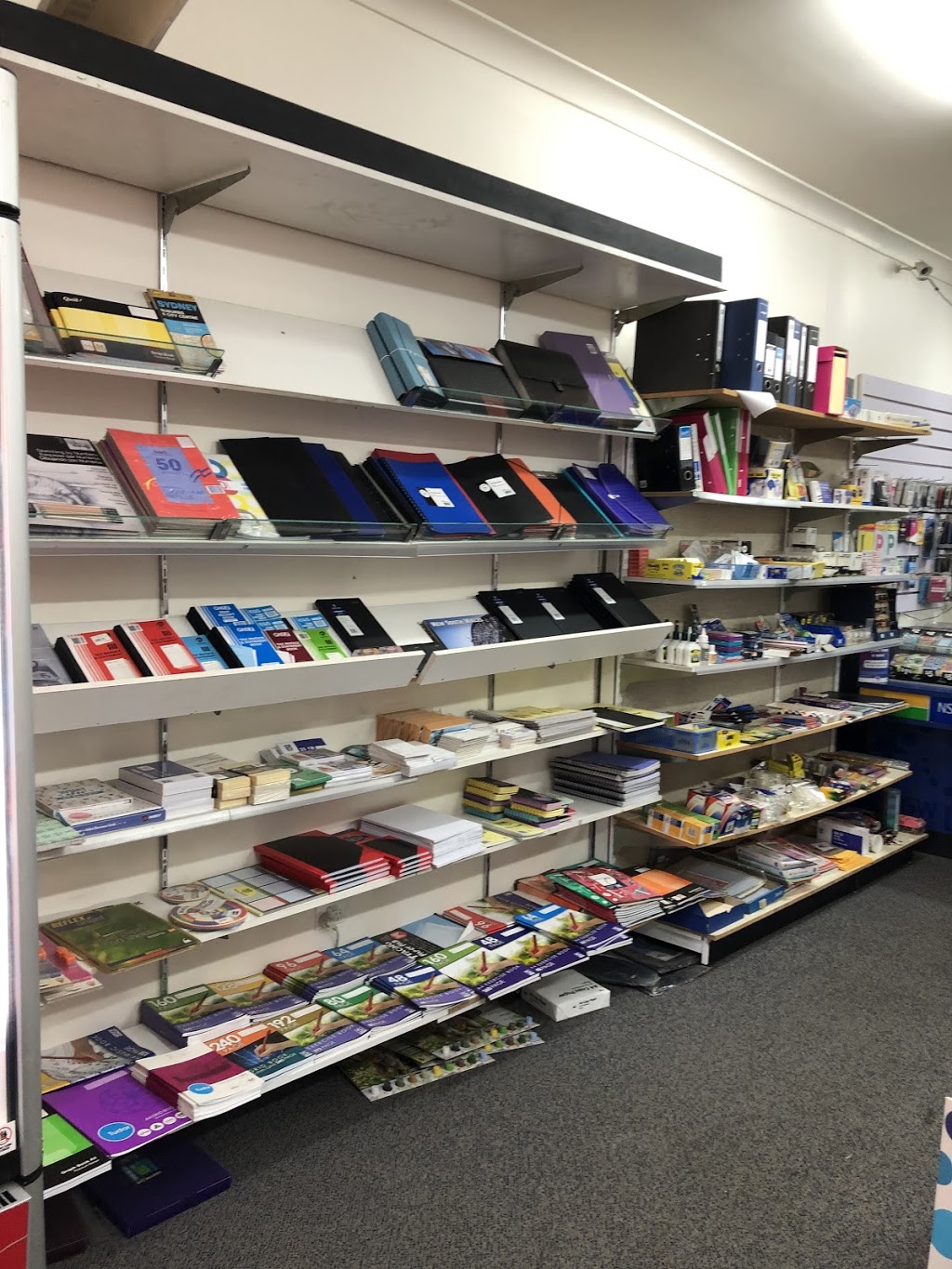 Glenorie Newsagency | book store | Shop 19/930 Old Northern Rd, Glenorie NSW 2157, Australia | 0296521567 OR +61 2 9652 1567