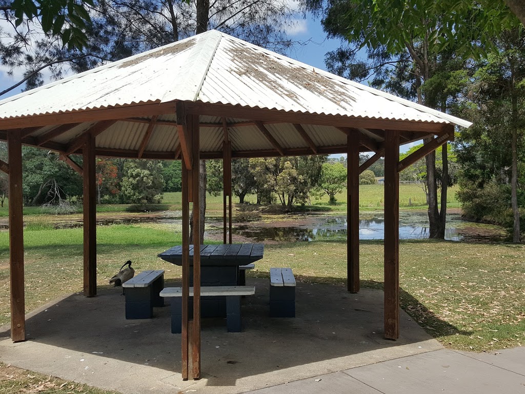 Chatsworth Park overnight stay | park | 6 Vantage Rd, Chatsworth QLD 4570, Australia