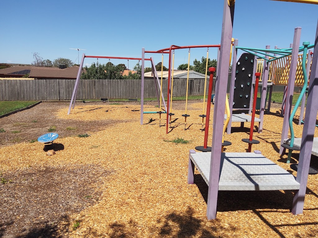 Barbara Court Playground | 5 Barbara Ct, Bacchus Marsh VIC 3340, Australia | Phone: (03) 9209 6348