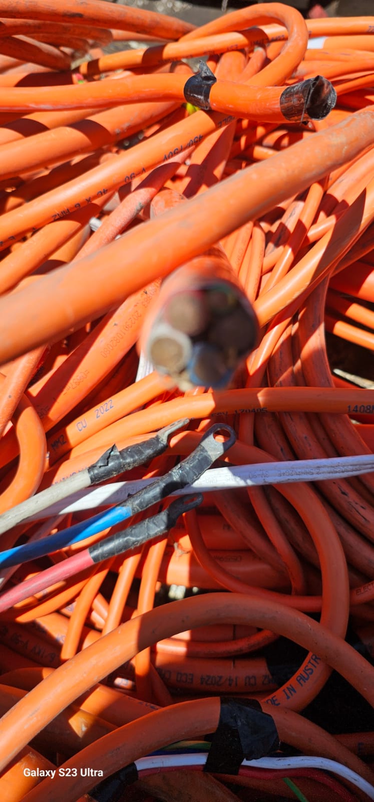 AUZ Scrap Metal | 33 Sharnet Cct, Pakenham VIC 3810, Australia | Phone: 0456 134 575