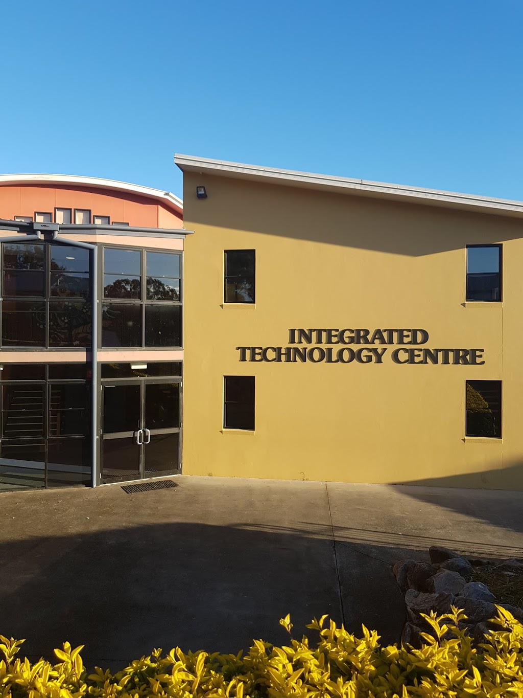 Integrated Technology Centre | school | 322 Wecker Rd, Carindale QLD 4122, Australia | 0733475899 OR +61 7 3347 5899