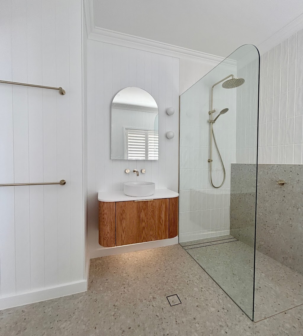 Dellwood Constructions - Gold Coast Renovations & Extensions | 171 Burleigh St, Burleigh Waters QLD 4220, Australia | Phone: 0438 355 962