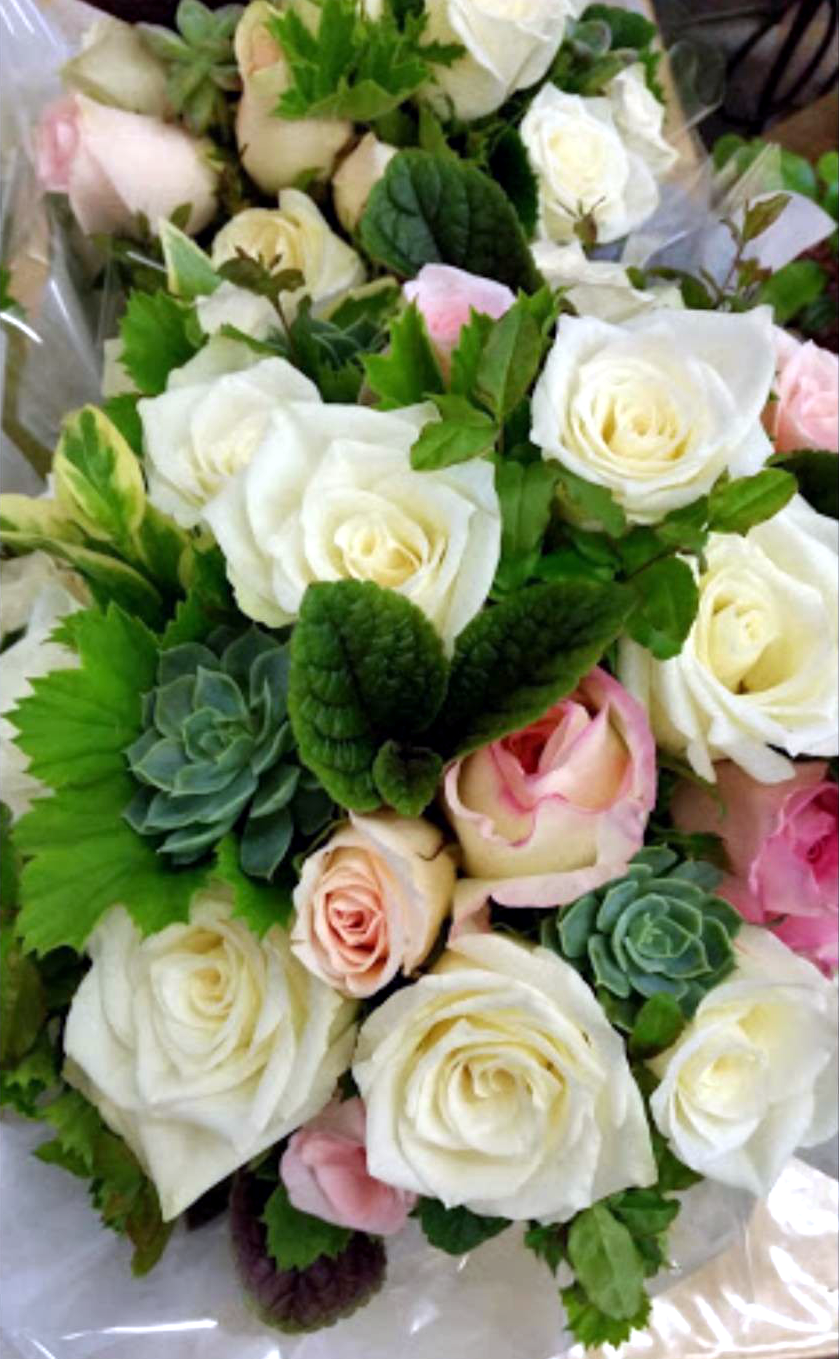 Fomosa Wedding Flowers | 17 Merrijig Ave, Cranbourne VIC 3977, Australia | Phone: 0403 655 412