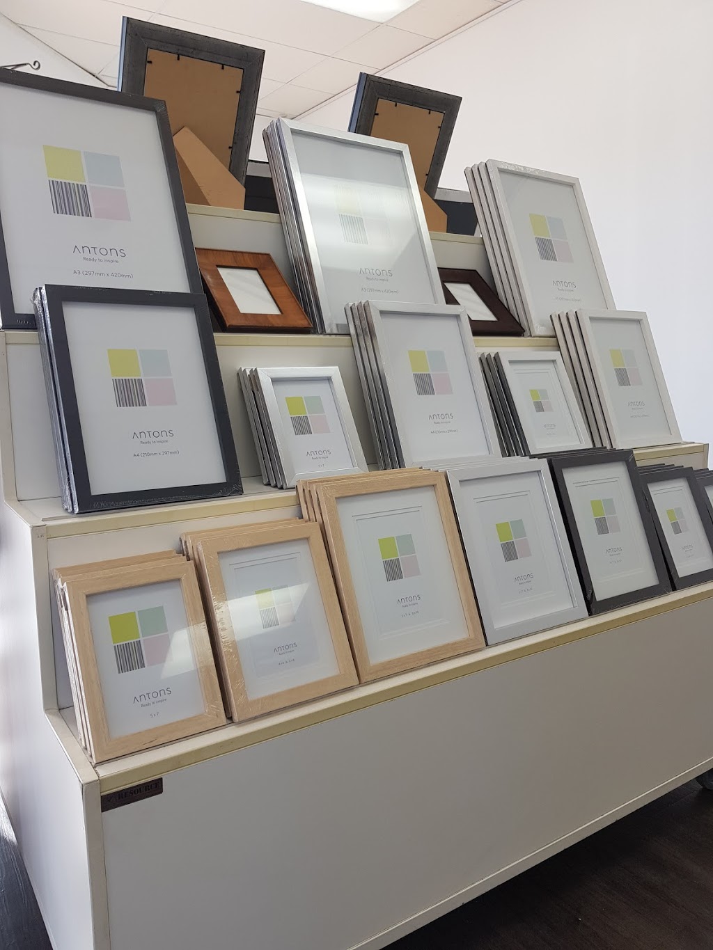 Elite Picture Framing Mile End | 183a Henley Beach Rd, Mile End SA 5031, Australia | Phone: (08) 8234 7387