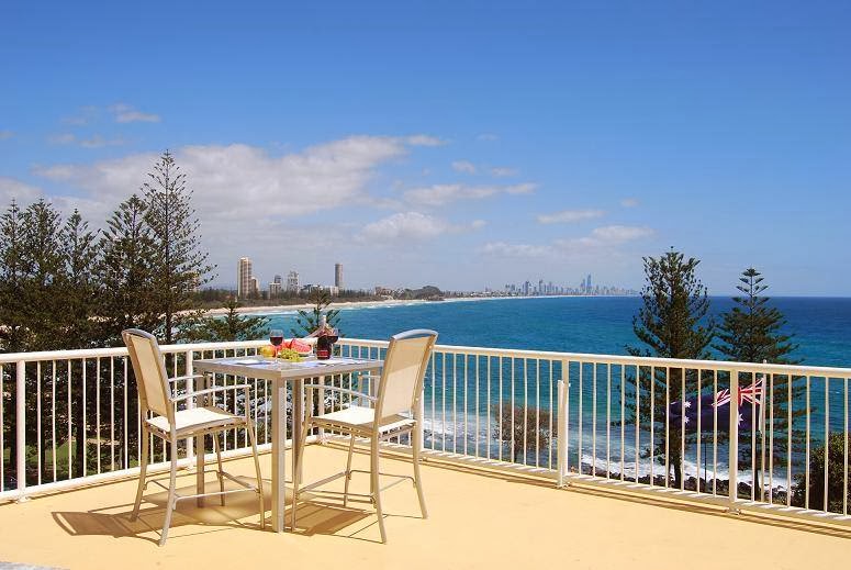 Hillhaven Holiday Apartments | lodging | 2 Goodwin Terrace, Burleigh Heads QLD 4220, Australia | 0755351055 OR +61 7 5535 1055