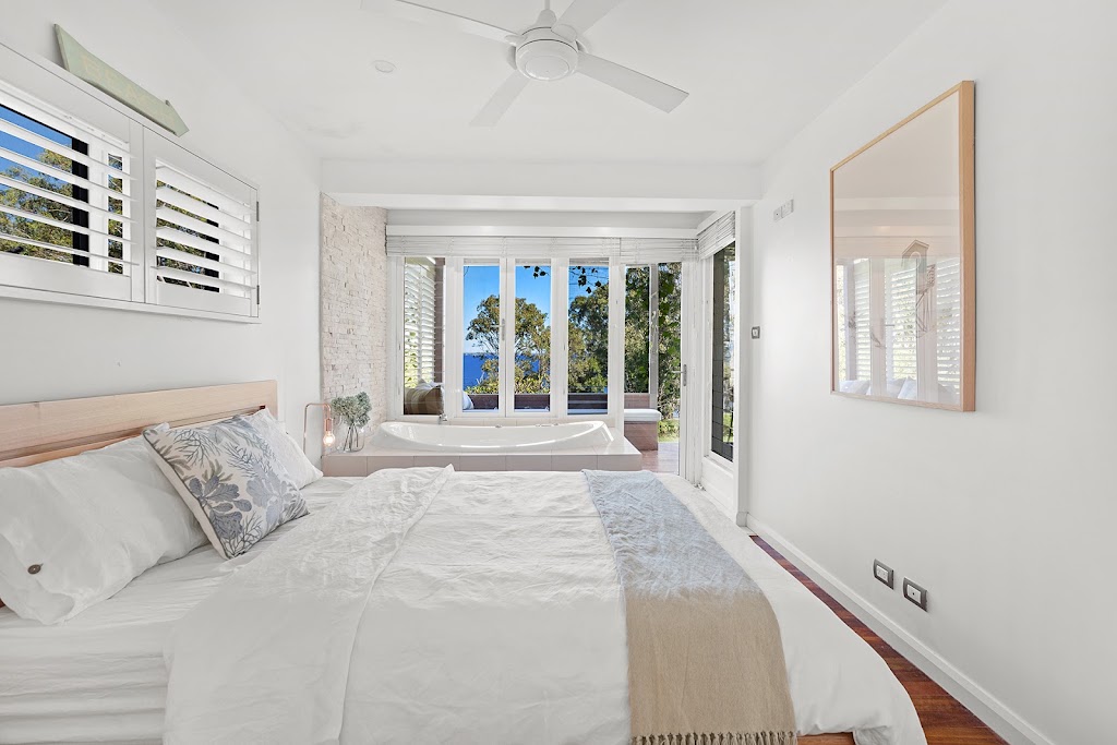 Driftwood | 39 Kent Gardens, Soldiers Point NSW 2317, Australia | Phone: (02) 4044 5021