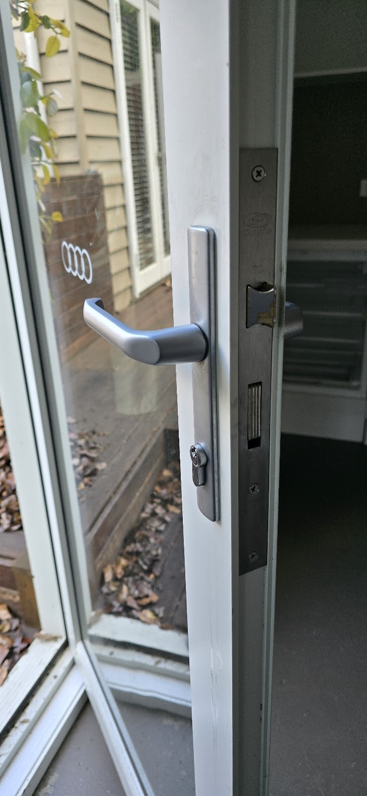 The Gateway Locksmiths | Glencoe Pl, Lilydale VIC 3140, Australia | Phone: 0421 274 614