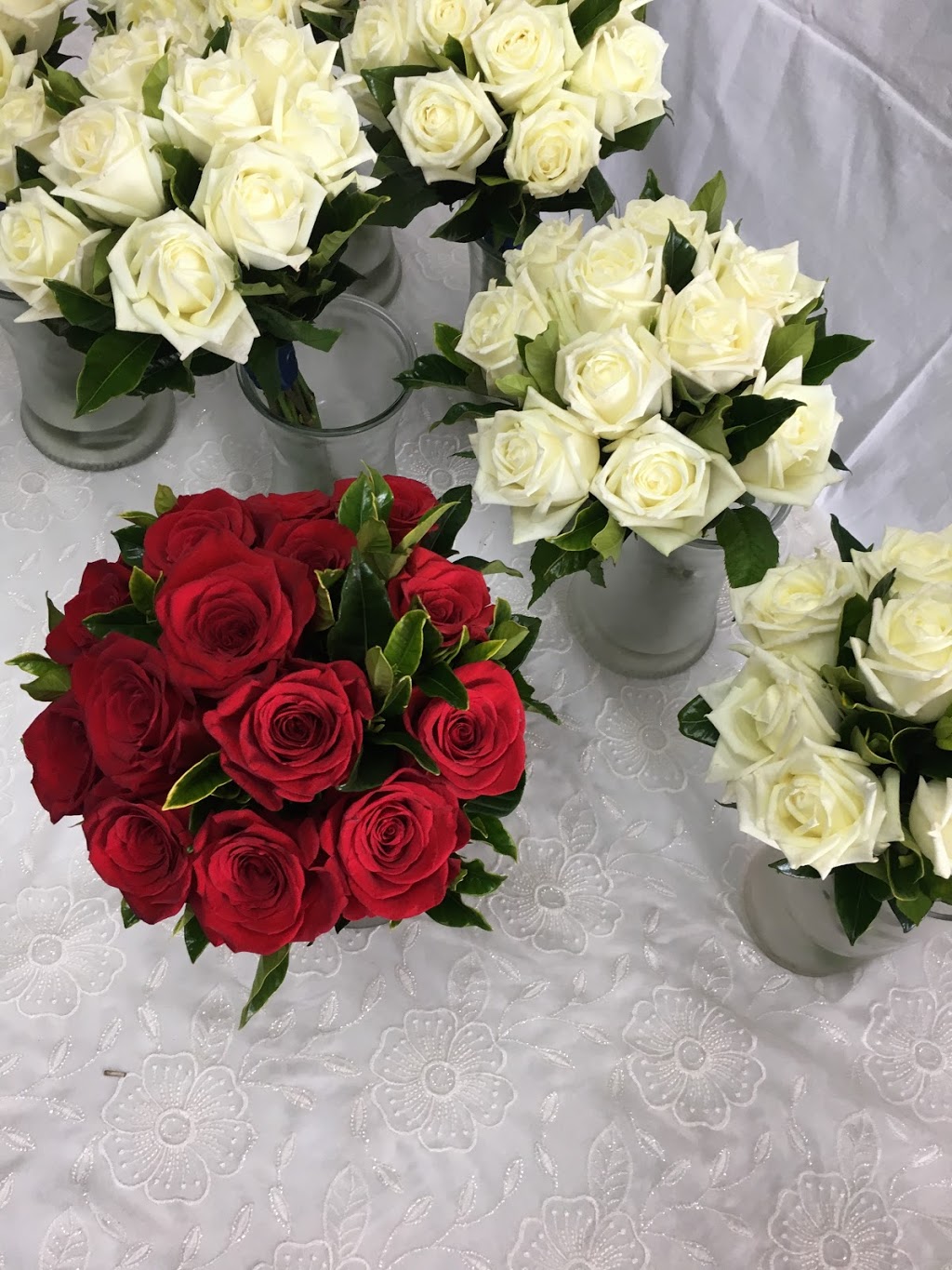 BrisbaneFlowers | florist | 672 Gympie Rd, Chermside QLD 4032, Australia | 0733506024 OR +61 7 3350 6024