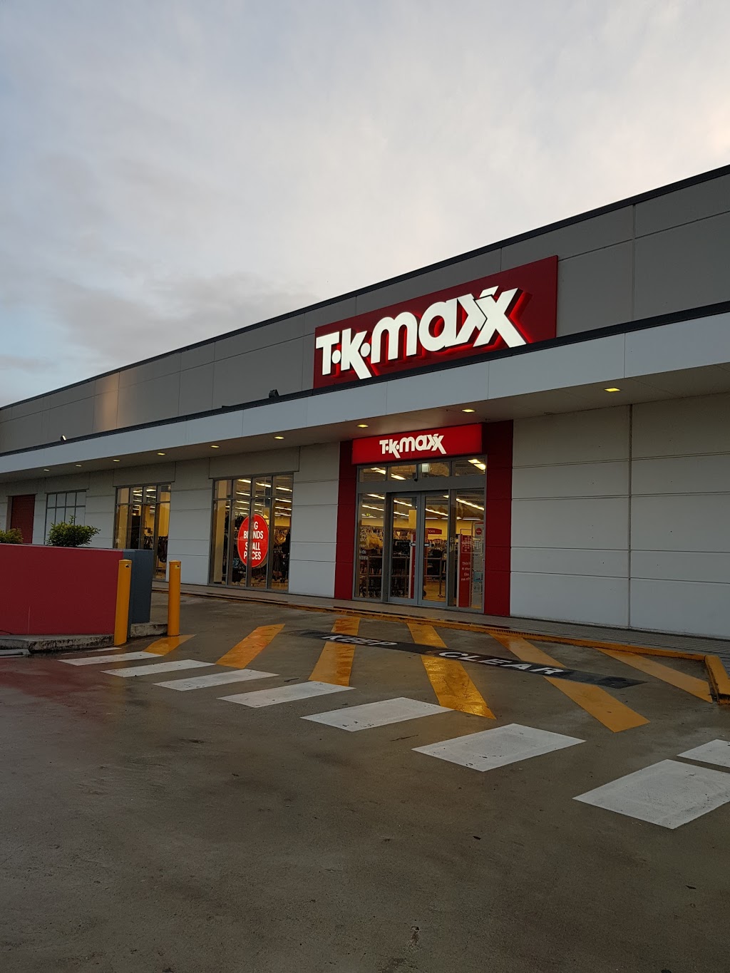 TK Maxx | Home HQ, 2118-2138 Ipswich Rd, Oxley QLD 4075, Australia | Phone: (07) 3270 5000