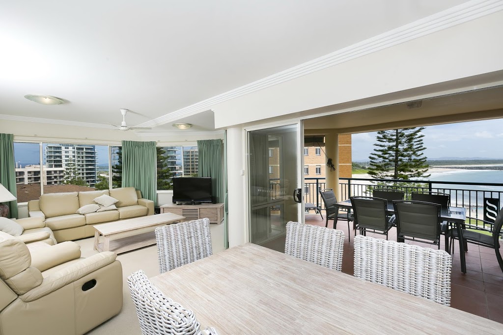 Whitesands 402 Holiday Apartment | 34-38 North St, Forster NSW 2428, Australia | Phone: (02) 6555 6555