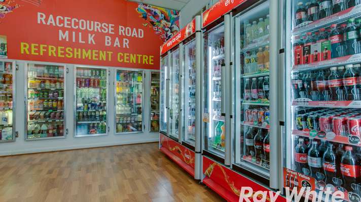 Racecourse Road Milkbar | 5/58 Racecourse Rd, Pakenham VIC 3810, Australia | Phone: (03) 5941 3449