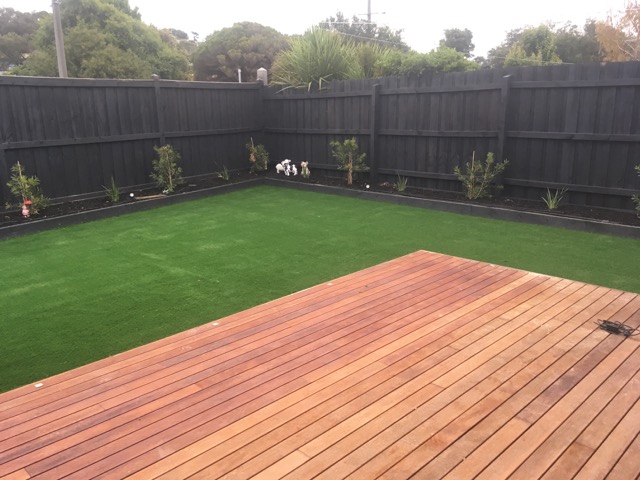 Peninsula Synthetic Grass | 37 Oceanic Dr, Safety Beach VIC 3936, Australia | Phone: 0423 147 050